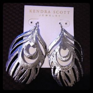 Kendra Scott  feather earrings in silver