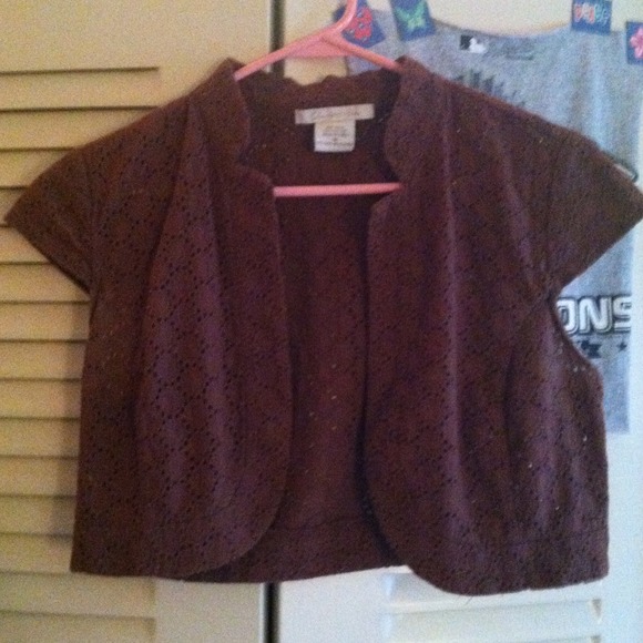 Brown Shrug