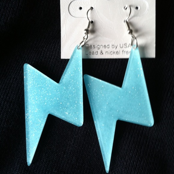 Lightning bolts earrings