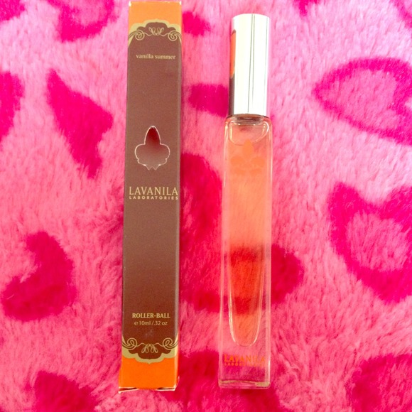 🚫Sold🚫Lavanila perfume roller ball in vanilla