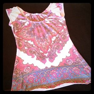 Almost Famous shirt👚