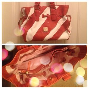 Dooney & Bourke Purse