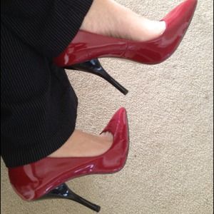 Sexy red shoes.