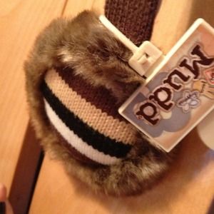 MUDD ear muffs