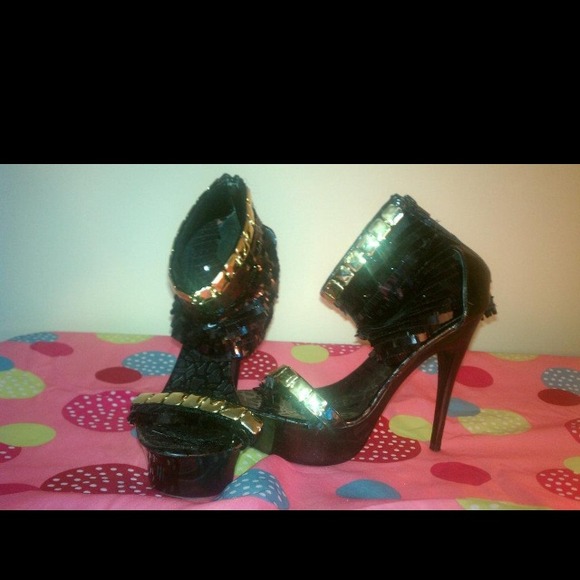Sequin and gold panel sandal stilettos!