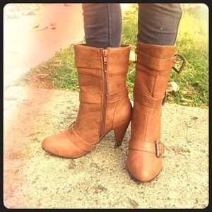 Brown high heel boots- never been worn