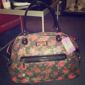 Betsy Johnson oversized overnite bag