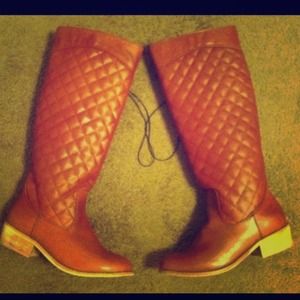 Brand New! Tan brownish riding boots 👢