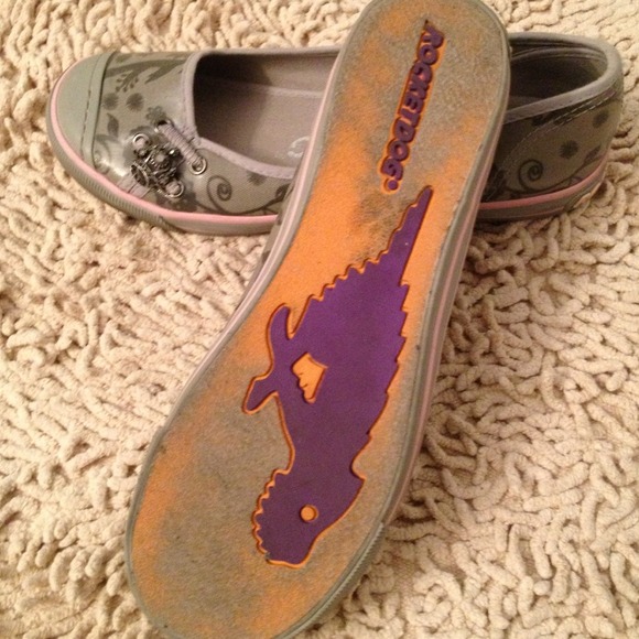 Rocket Dog embellished slip-on - Picture 4 of 4