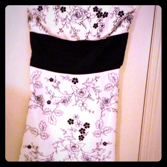 White House Black Market Dress
