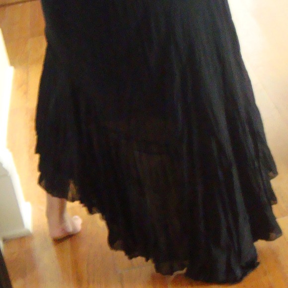 Mikino dressy beautiful skirt - Picture 3 of 3