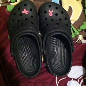 Black Crocs