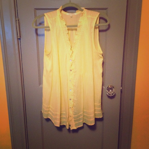 Yellow blouse.