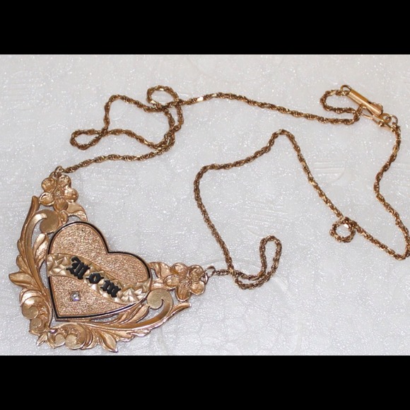14k YellowGold Diamond Hawaiian Heart Mom Necklace