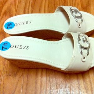 REDUCED: Creamy beige guess wedges