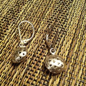 Patterned drop earrings!