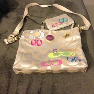 🌸🌹ᔕᑭᖇIᑎG Iᔕ ᑕOᗰIᑎG!! 🌹🌸 CUTE NWOT COACH© Set!