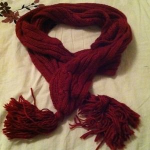 Red knit scarf