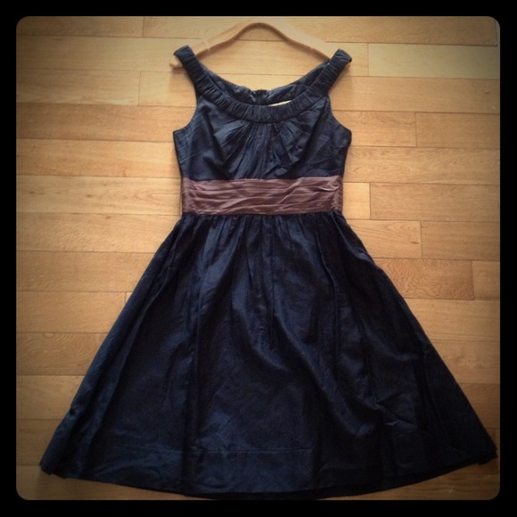 PRICE CUT! White House Black Market dress - Picture 1 of 2