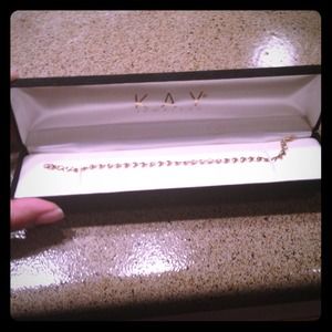 14k gold Kay Jewelers bracelet!