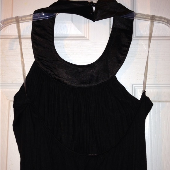 SOLD-Black halter dress - Picture 4 of 4
