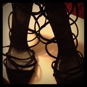 Talbots 8.5M Black Strappy Heels