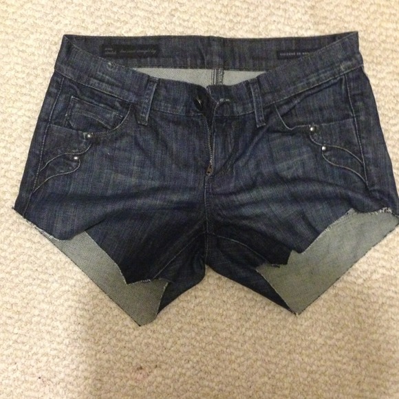 ❌SOLD❌AUTHENTIC Citizens of Humanity cut shorts