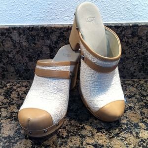 UGG two tone clogs wore one time❤reduced❤❤❤
