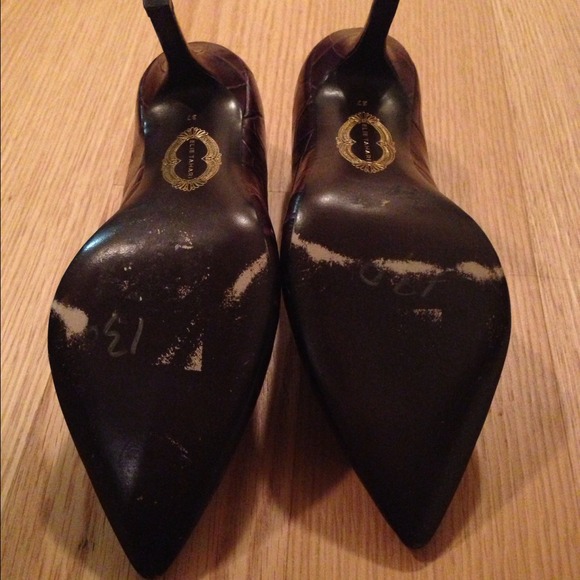 🎉bundled🎉 Elie Tahari Pumps - Picture 4 of 4