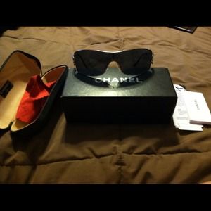 Chanel aviator sunglasses with rhinestone C's