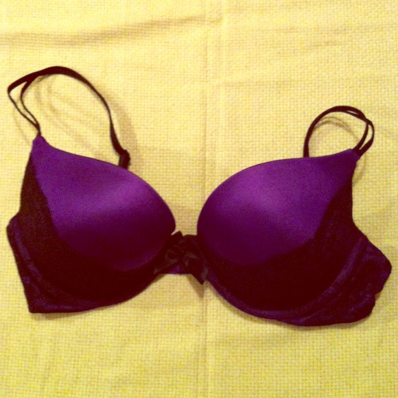 VS Bra, Guess Ring & Scarf Bundle for @lealorraine