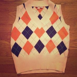 RESERVED Tommy Hilfiger sweater vest argyle