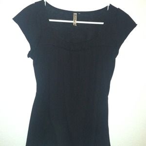 Cute black top with tie-back