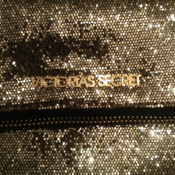 Victoria's Secret gold glitter/sparkle clutch - Picture 2 of 4