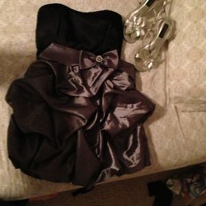 Beautiful Studio Y Dress :)