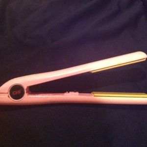 Pink chi smoothing iron