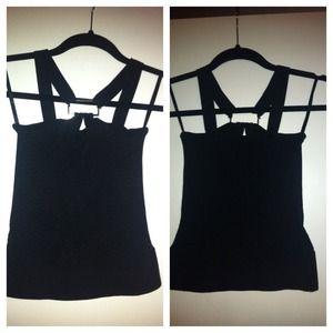 Black buckle top.