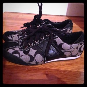 Coach sneakers size 6