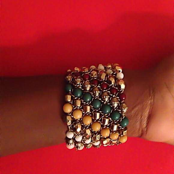 Beaded Bracelet - Picture 2 of 2