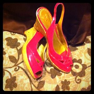 Hot pretty pink wedges