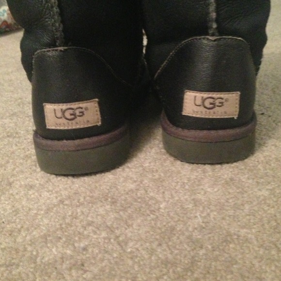 REDUCED!!!! Tall UGGS - Picture 1 of 4