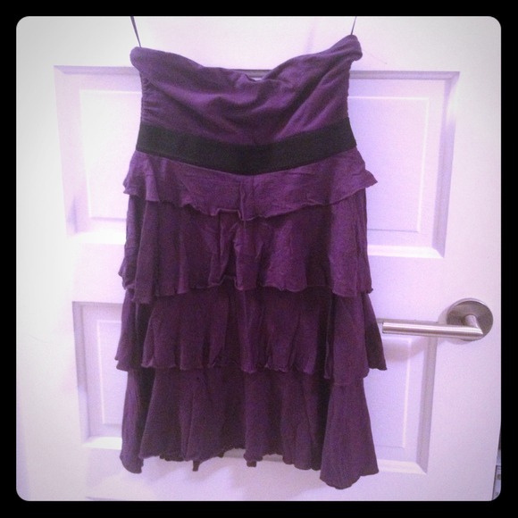 ⭐SOLD⭐ -- Purple Strapless Ruffled Dress - Express - Picture 1 of 4