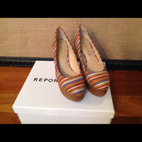 Report Kim Striped Wood Wedge Platform in Kim 2