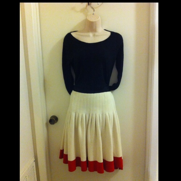 🔴SOLD IN BUNDLE🔴Cream Color Block Skirt