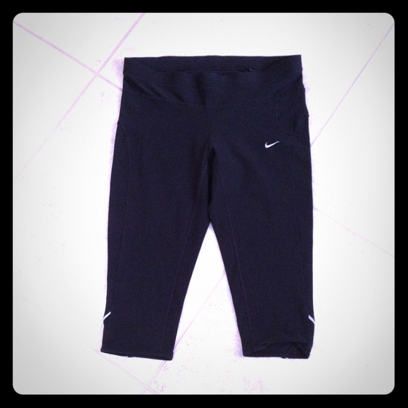 Nike Outerwear - Nike Capri tights Med.