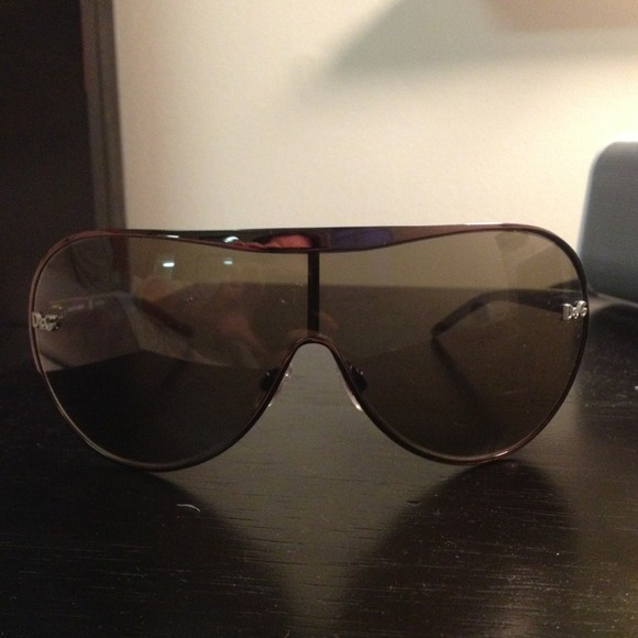 $$$REDUCED$$$  D&G aviator sunglasses
