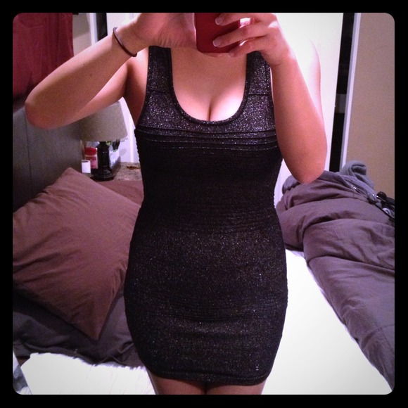 Black bodycon, LBD