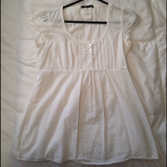🚫Sold LOVE SQUARED Babydoll tee with back  tie