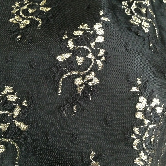 Black and gold dress! - Picture 3 of 4