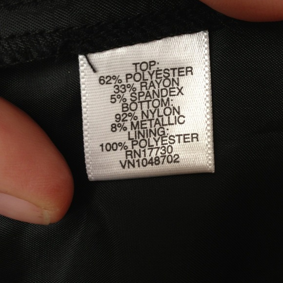 Black and gold dress! - Picture 4 of 4